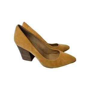 Crown Vintage Women's Size 6.5 Suede Valentinna Pump Shoes Mustard Yellow